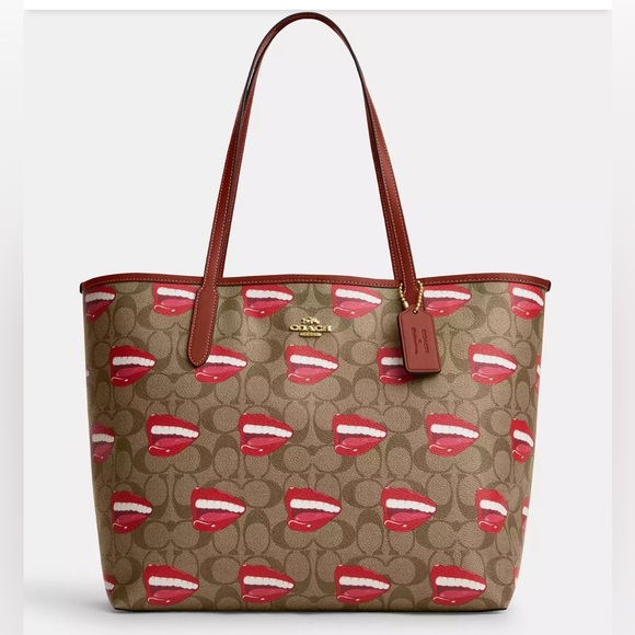 NWT Coach Tote In Signature Canvas - Picture 2 of 14